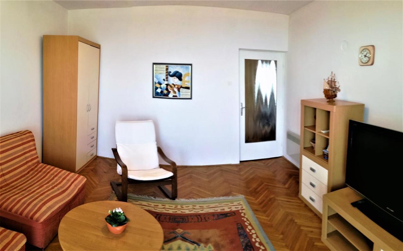 Leona Apartman Lovran Kültér fotó