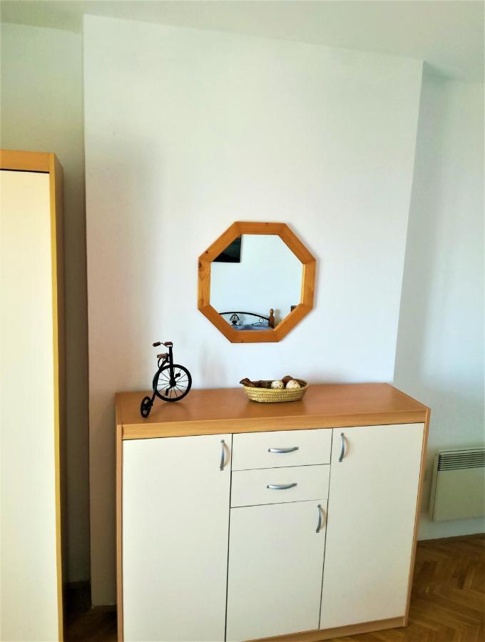 Leona Apartman Lovran Kültér fotó