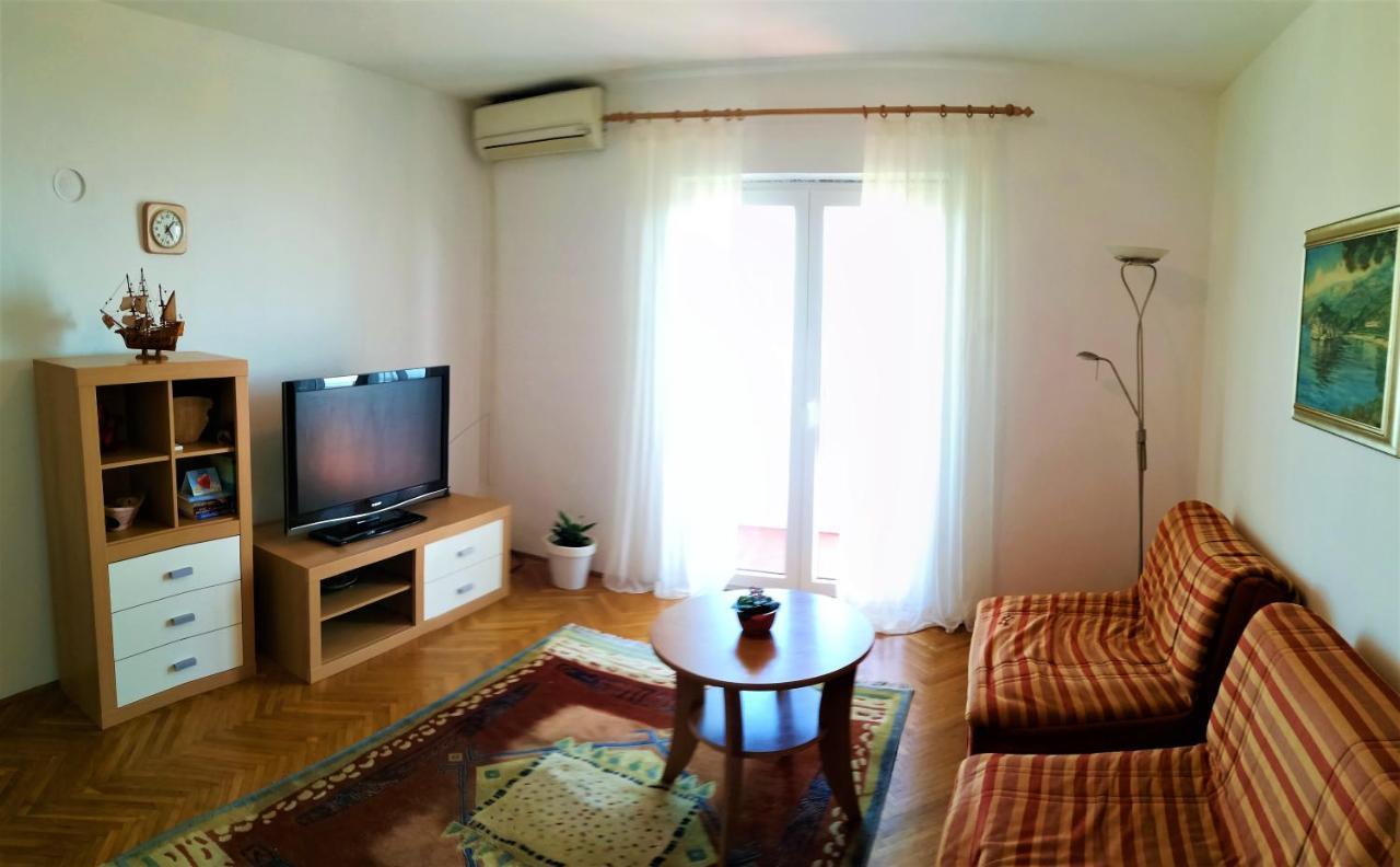 Leona Apartman Lovran Kültér fotó