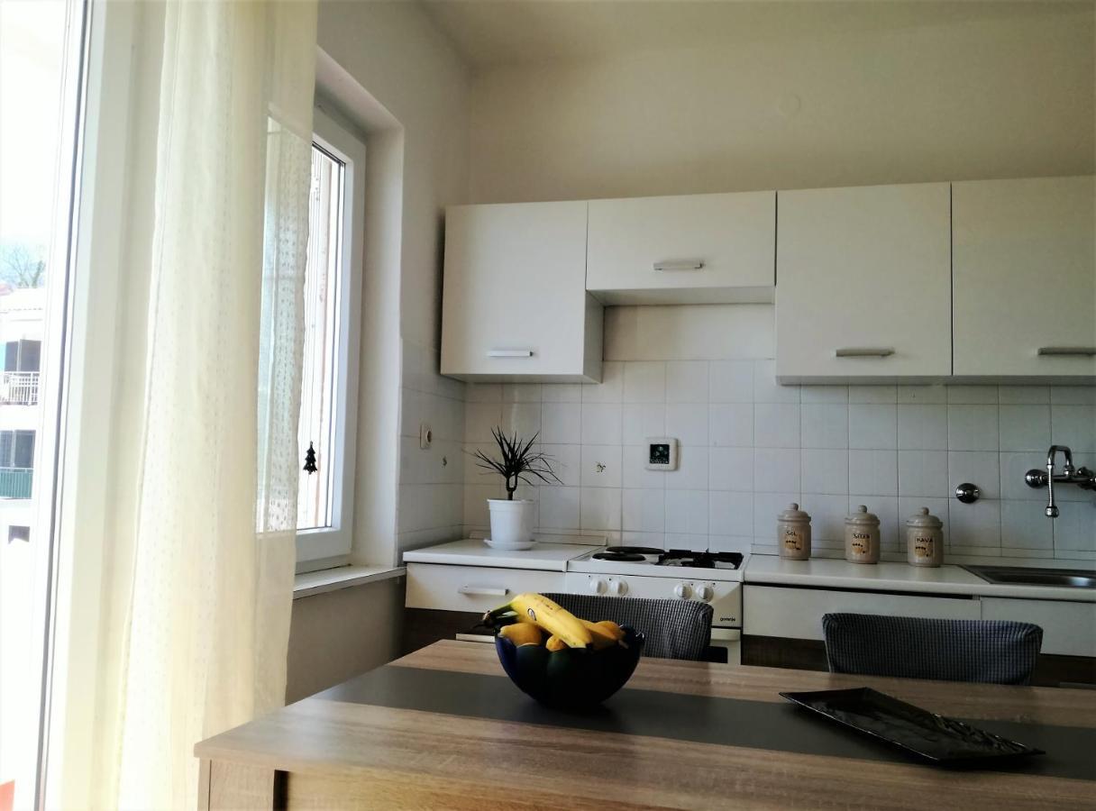 Leona Apartman Lovran Kültér fotó