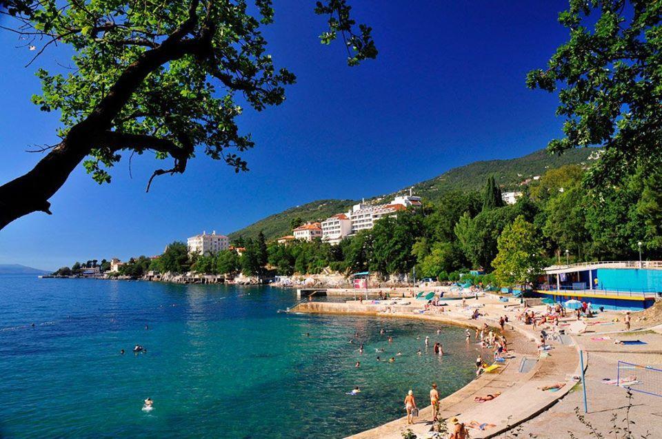 Leona Apartman Lovran Kültér fotó